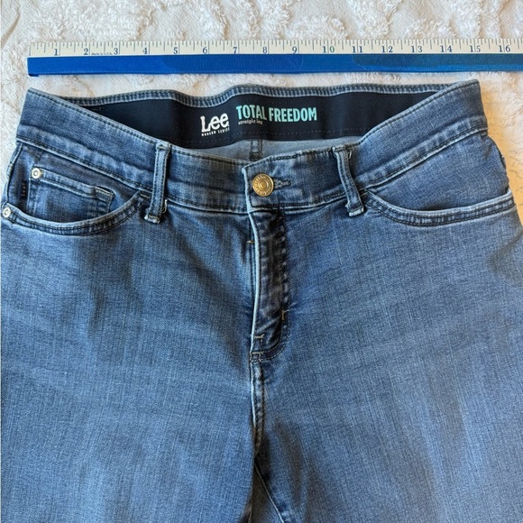 Lee Women's Total Freedom High Rise Denim Jeans - Picture 1 of 7